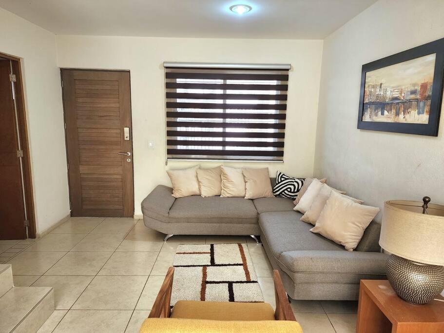 Casa Para Grupos Grandes Por El Iteso Guadalajara Luaran gambar